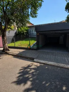 Casa com 3 Quartos para alugar, 250m² no Parque do Lago Juliana, Londrina