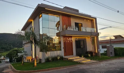 Sobrado com 8 Quartos à venda, 438m² no Escarpas Do Lago, Capitólio