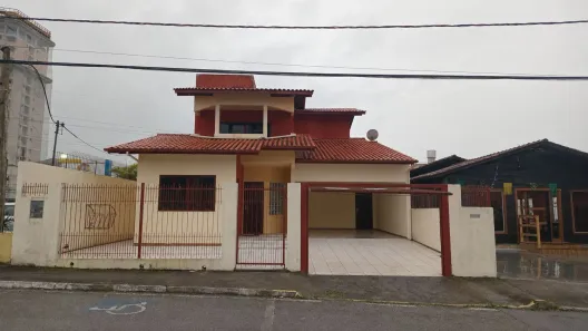 Casa com 4 Quartos à venda, 242m² no Pagani, Palhoça