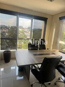 Sala Comercial para venda ou aluguel, 82m² no Sítio Tamboré Alphaville, Barueri