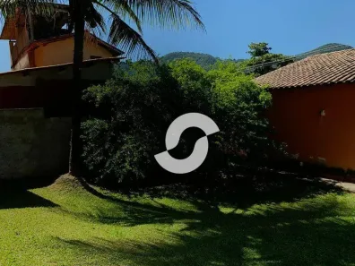 Casa com 3 Quartos à venda, 300m² no Engenho do Mato, Niterói
