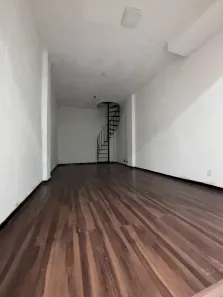 Ponto Comercial para alugar, 35m² no Centro, Juiz de Fora