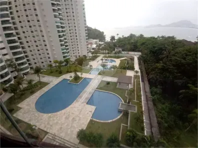 Apartamento com 4 Quartos à venda, 225m² no Mar e Céu, Guarujá