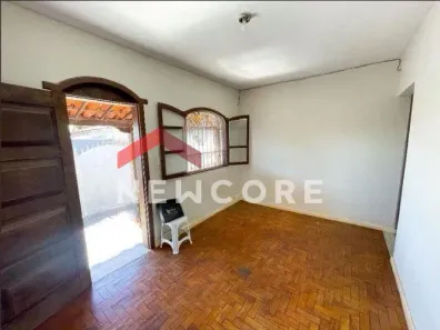 Casa com 3 Quartos à venda, 200m² no Araguaia, Belo Horizonte