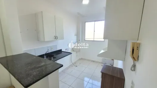 Apartamento com 3 Quartos para alugar, 185m² no Gávea, Uberlândia
