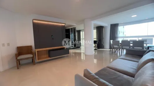 Apartamento com 3 Quartos para alugar, 145m² no Centro, Balneário Camboriú