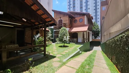 Sobrado com 5 Quartos à venda, 500m² no Parque Peruche, São Paulo