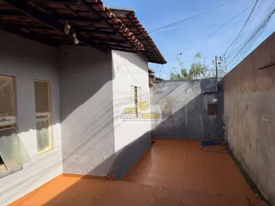 Casa com 2 Quartos à venda, 135m² no Manhattan, Uberaba