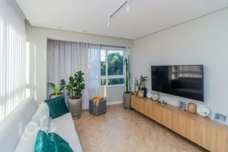 Apartamento com 2 Quartos à venda, 75m² no Vila Ipiranga, Porto Alegre