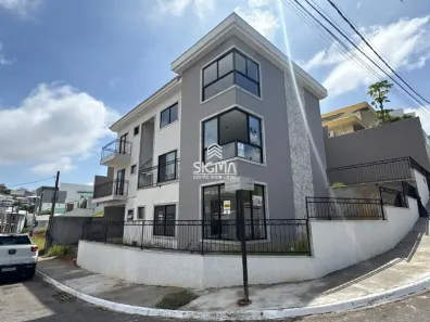 Casa com 5 Quartos à venda, 435m² no Lagoa, Macaé