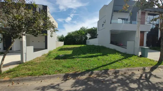 à venda, 250m² no Condomínio Vem Viver Jacareí, Jacareí