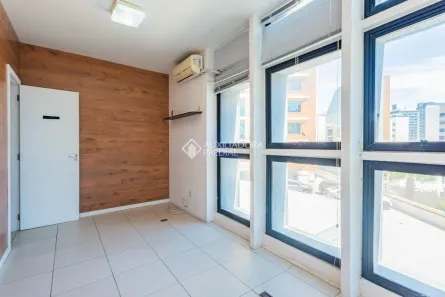 Sala Comercial à venda, 32m² no Centro, Florianópolis