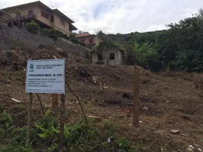 Lote/Terreno à venda, 1250m² no Mar Grosso, Laguna