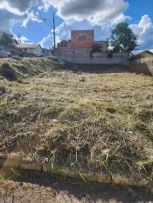Lote/Terreno à venda, 240m² no Vila Melo, Três Corações
