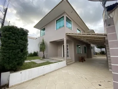 Sobrado com 5 Quartos à venda, 300m² no Adrianópolis, Manaus