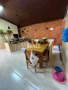 Casa com 3 Quartos à venda, 160m² no Parque das Amoras II, São José do Rio Preto
