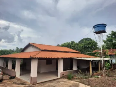 Fazenda/Sítio com 3 Quartos à venda, 140m² no , Aragoiânia