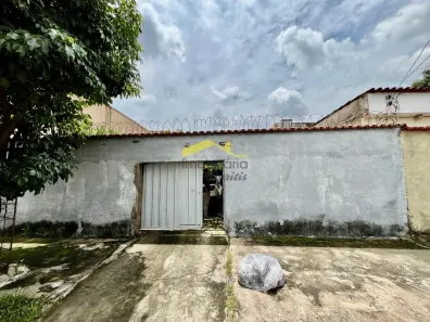 Casa com 4 Quartos à venda, 162m² no Cinquentenário, Belo Horizonte