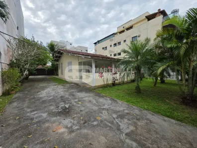 Casa com 2 Quartos para alugar, 168m² no Recreio dos Bandeirantes, Rio de Janeiro