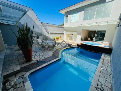Sobrado com 5 Quartos à venda, 370m² no Vila Oliveira, Mogi das Cruzes