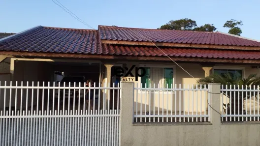 Casa com 3 Quartos à venda, 200m² no Centro, Araquari