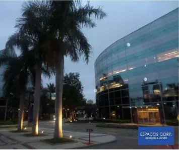Prédio Comercial para alugar, 2012m² no Jardim Morumbi, São Paulo