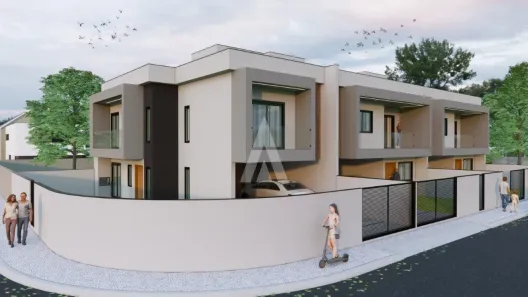 Sobrado com 3 Quartos à venda, 155m² no Costa e Silva, Joinville