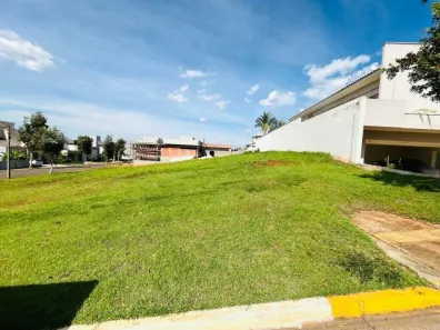 Lote/Terreno à venda, 700m² no Morato, Piracicaba