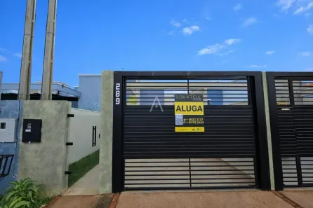 Casa com 2 Quartos para alugar, 61m² no Jardim Coopagro, Toledo