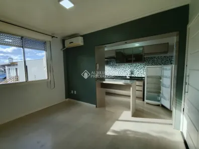 Apartamento com 2 Quartos para alugar, 50m² no Camaquã, Porto Alegre