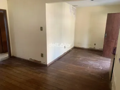 Casa com 3 Quartos à venda, 188m² no Planalto, Belo Horizonte