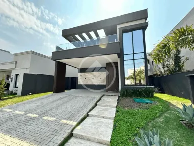 Casa de Condomínio com 4 Quartos à venda, 339m² no Jardim Itália, Cuiabá