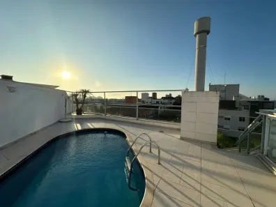 Cobertura com 3 Quartos para alugar, 150m² no Jurerê Internacional, Florianópolis