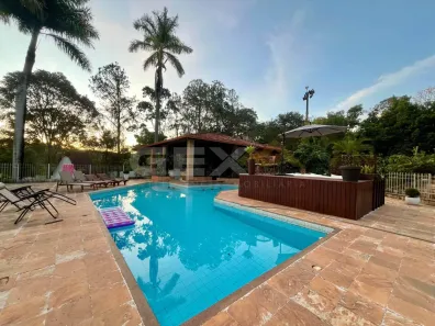 Fazenda/Sítio com 4 Quartos à venda, 300m² no Área Rural de Divinópolis, Divinópolis