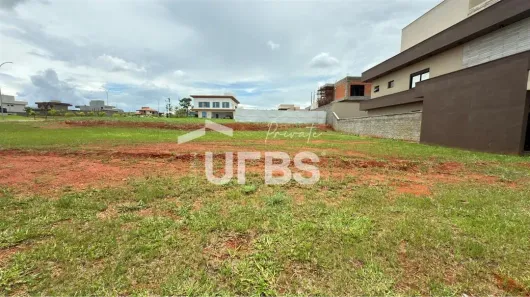 Lote/Terreno à venda, 435m² no Jardins França, Goiânia