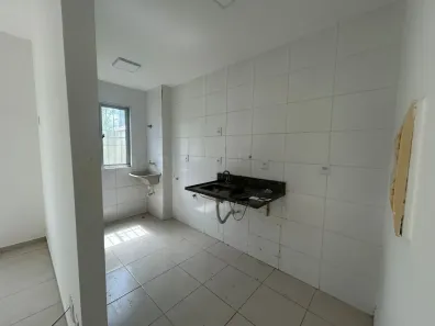 Apartamento com 2 Quartos para venda ou aluguel, 52m² no Lago Azul, Manaus