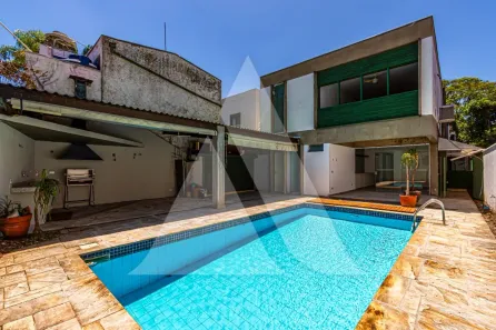 Casa com 4 Quartos à venda, 380m² no Jardim Europa, São Paulo