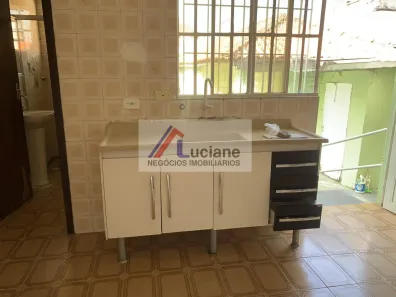 Casa com 1 Quarto para alugar, 30m² no Parque das Nações, Santo André