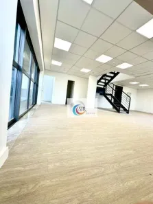 Sala Comercial para alugar, 250m² no Indianópolis, São Paulo
