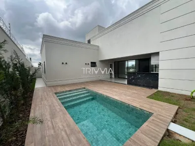 Casa de Condomínio com 3 Quartos à venda, 205m² no Jardim Inconfidência, Uberlândia