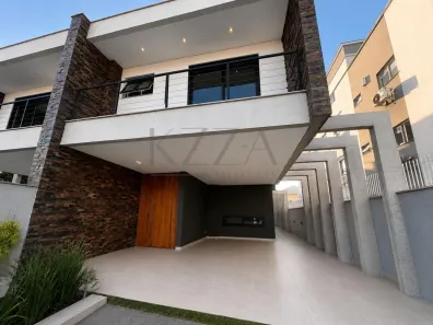 Casa com 3 Quartos à venda, 225m² no Cachoeira do Bom Jesus, Florianópolis