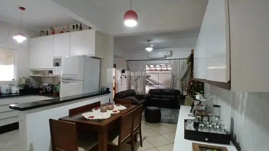 Sobrado com 3 Quartos à venda, 107m² no Parque Paduan, Taubaté