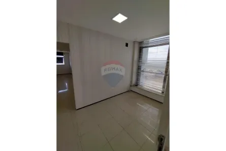 Sala Comercial à venda, 37m² no Jaracaty, São Luís