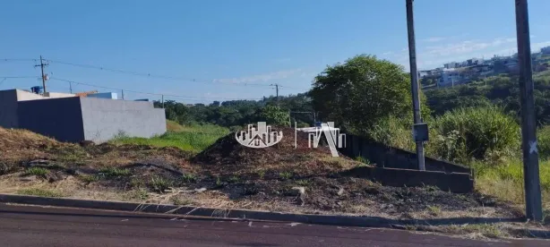 Lote/Terreno à venda, 256m² no Gleba Simon Frazer, Londrina