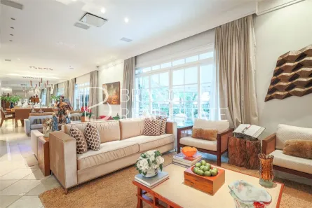 Casa com 5 Quartos para venda ou aluguel, 584m² no Vila Madalena, São Paulo