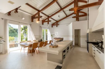 Casa com 5 Quartos à venda, 832m² no Campo Comprido, Curitiba