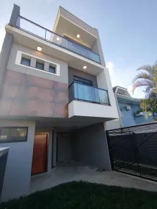 Sobrado com 4 Quartos à venda, 133m² no Fanny, Curitiba