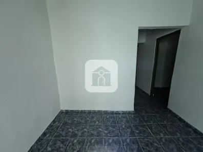 Casa com 3 Quartos para alugar, 60m² no Jardim das Palmeiras, Uberlândia