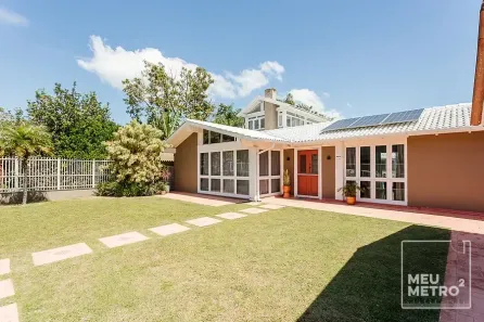 Casa de Condomínio com 4 Quartos à venda, 240m² no Lagoa da Conceição, Florianópolis