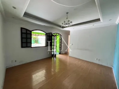Casa com 3 Quartos à venda, 100m² no Arvoredo, Contagem
